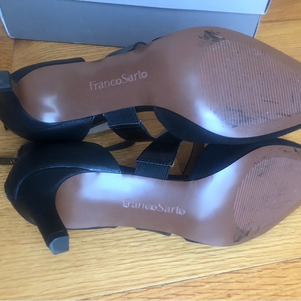 Franco Sarto Davey black strapped heel - Picture 7 of 7